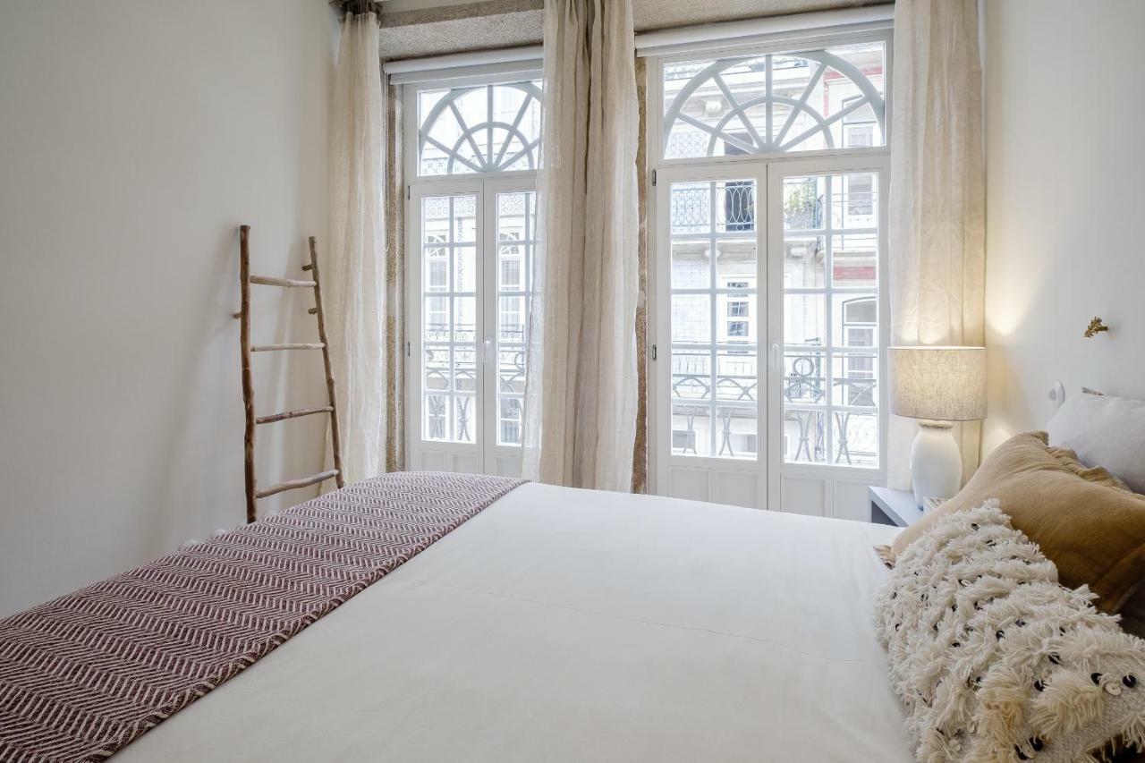 Boutique Rentals-Flores Plaza In City Historical Center Porto Exteriér fotografie