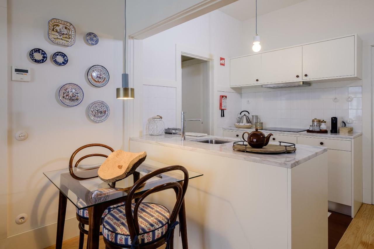 Boutique Rentals-Flores Plaza In City Historical Center Porto Exteriér fotografie